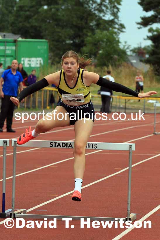 Hurdles, 2022 NEGP Monkton 5, Wednesday, July 20th. Photo: David T. Hewitson/Sports for All Pics
